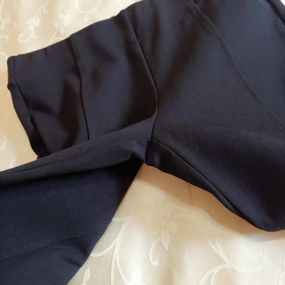 ARITZIA Talula Tailored Dress Legging - Picture 10 of 14